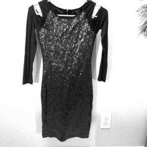Jessica Simpson Ariel Cold shoulder Dress